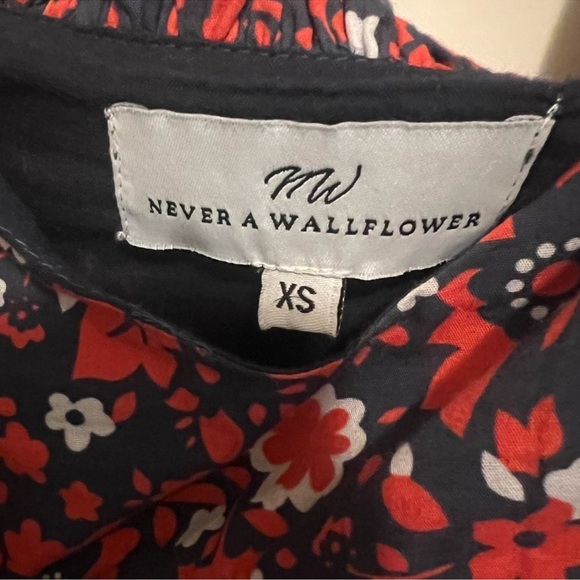 Never A Wallflower Red and White Dress XS - Picture 3 of 10